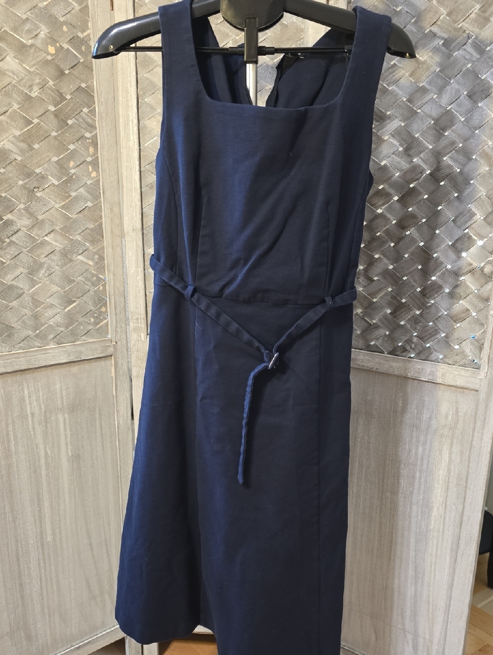 Ann Taylor Navy Sleeveless Midi Dress with Waist Tie